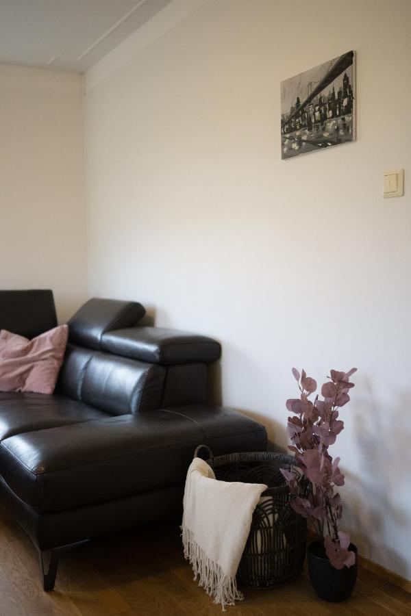 Guesthouse Helluland Kiðagil Kültér fotó