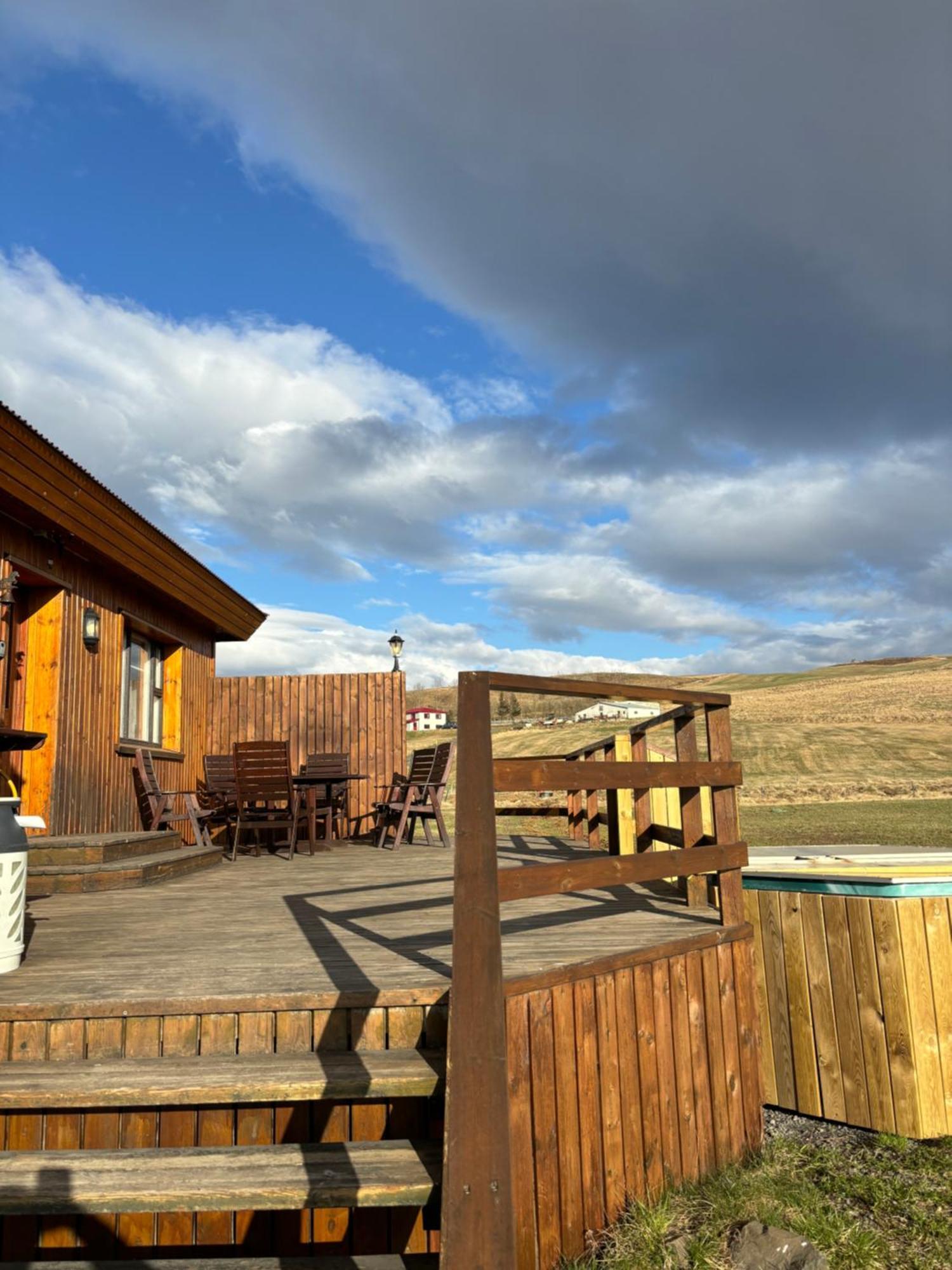Guesthouse Helluland Kiðagil Kültér fotó